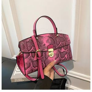 Bolsos cruzados Retro de nuevo diseño al por mayor, bolsos de mano de lujo de PU a la moda para mujer, bolsos de mano para mujer - Product Image 5