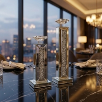 Porte-bougies modernes à profil bas, style glamour, avec accents en cristal pour salle à manger