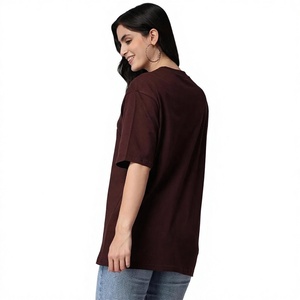Camiseta Premium para Mujer con Estampado Gráfico, Manga Corta, Informal, a la Moda, con Diseño Personalizado, Colores, Tallas, Impresión de Logotipo, OEM, ODM - Product Image 2