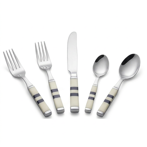 Ensemble de couverts classiques 5 pièces avec manches en céramique, passe au lave-vaisselle, pour la vaisselle de mariage - Product Image 1