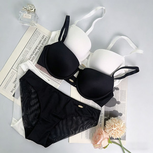 Ensemble de lingerie sexy pour femme, style européen et américain, rembourré, uni, sans couture, avec soutien-gorge push-up pour petite <span class=keywords><strong>poitrine</strong></span> et maintien latéral - Product Image 2