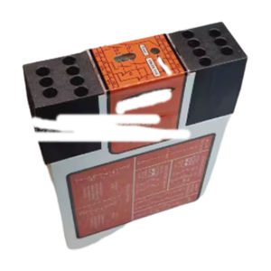 Новый и оригинальный реле безопасности PLC UM-FA-11A - Product Image 4