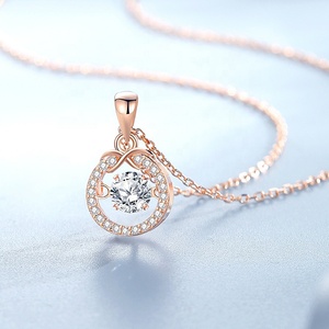 MN25 Bijoux de mode en gros, collier en argent sterling 925 avec pendentif en moissanite en forme d'infini et de figure <span class=keywords><strong>8</strong></span> <span class=keywords><strong>pour</strong></span> femmes, cadeau de fête - Product Image 2