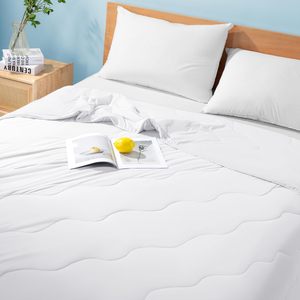Manta Refrigerante para Personas Calurosas y con <span class=keywords><strong>Sudores</strong></span> Nocturnos, Ropa de Cama Ligera de Doble Cara para Verano, Transpirable para Todas las Estaciones, Color Blanco Ártico - Product Image 4
