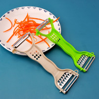 Gadgets de cuisine à domicile éplucheur manuel innovant en plastique double face 5 en 1 multifonctionnel fruits légumes ail