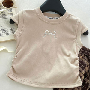 Set Due Pezzi Estivo per Ragazze in Stile Coreano: <span class=keywords><strong>T</strong></span>-<span class=keywords><strong>shirt</strong></span> a Maniche Corte Ricamata e Gonna Irregolare a Quadretti con Fiocco - Product Image 3