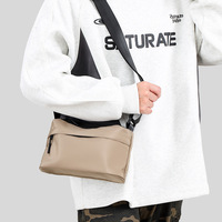 2026 Nieuwe effen trendy Oxford casual schoudertas voor heren, minimalistische mode, grote capaciteit, waterdichte messenger bag