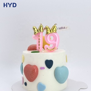 Bougies d'anniversaire personnalisées 2026 faites à la main, mignonnes, avec nœud papillon, écologiques, roses, numérotées, décorations de <span class=keywords><strong>gâteau</strong></span> avec revêtement métallique - Product Image 2