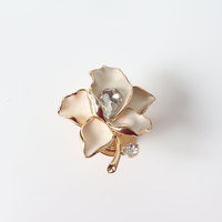 Poignées d'armoire en cristal en forme de fleur d'or de luxe boutons quincaillerie de meubles modernes décoration armoires de cuisine poignées de tiroirs