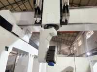 Système de contrôle CNC Syntec 4000x2000mm Centre d'usinage à portique à 5 axes et 8 outils pour la production de gros moules