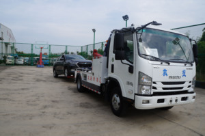 ISUZU KV100 5 Ton dizel manuel yol kurtarma tamir kamyonu yeni kullanılan durum çekici kamyon kurtarma araç traktör çekici kamyon - Product Image 6