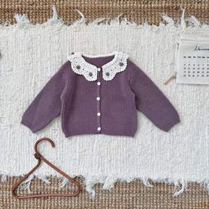 Herbst Winter Mädchen Baby Anzug Handgehäkelter Kragen Langarm Blumenmuster Strickjacke mit Knöpfen + Schleifenrock Zweiteiliges Set - Product Image 2