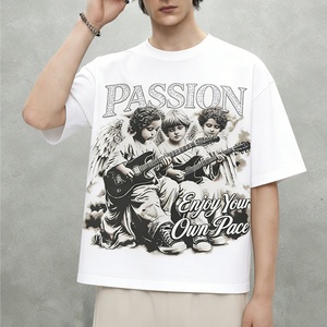 Camiseta Oversize con Hombros Caídos y Estampado Gráfico DTG de Alta Definición con Efecto Desgastado, Personalizada, Proveedor de Ropa al por Mayor - Product Image 1