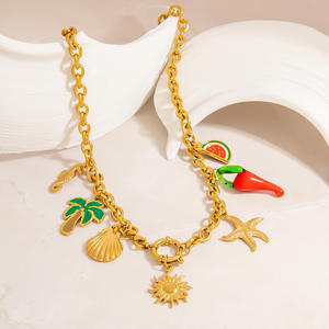 Collar de Acero Inoxidable con Colgante de Pimiento Picante y Estrella de Mar, Joyería con Temática Oceánica, Chapado en Oro de 18K - Product Image 3