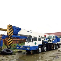 Grue sur camion TADANO GT550E d'occasion, 55 tonnes, 4 essieux, mobile, avec flèche télescopique de 42 m, hydraulique d'origine, pour travaux de levage en construction