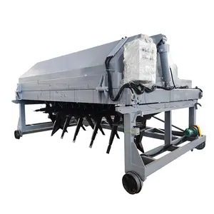 Poultry manure turner machine for non pollution processing cow dung chicken manure
