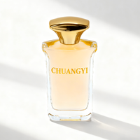 Lot personnalisé en forme de carré 100ml parfum verre pompe pulvérisateur boîte d'emballage de pulvérisation bouteille de parfum de forme unique de haute qualité