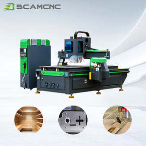 Máquina CNC Router para Grabado de Puertas de Madera BCM2030D, Máquina de Fresado de Madera para la Industria <span class=keywords><strong>del</strong></span> Mueble, de Alta Calidad - Product Image 1