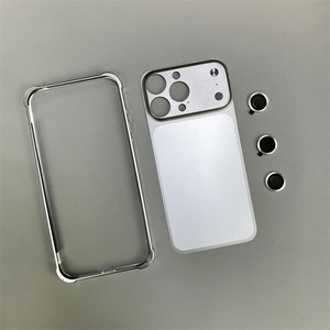 <span class=keywords><strong>Custodia</strong></span> Protettiva Trendy in Metallo con Cornice per iPhone 17 Pro Max, Compatibile con Serie 16, 15, 14, 13 Pro Max, con Pellicola di Rinnovamento e Cover Posteriore in Vetro per Fotocamera - Product Image 6