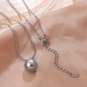 Korean Style Single Imitation Pearl Round Pendant <b>Necklace</b> For Women Stainless Steel Everyday Wear Grey White <b>Bead</b> <b>Necklace</b> - Product Image 3