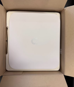 Ubiquiti UniFi UXG-Max Gateway Max, passerelle de sécurité d'entreprise, routeur pare-feu SD-WAN UniFi Network - Product Image 2