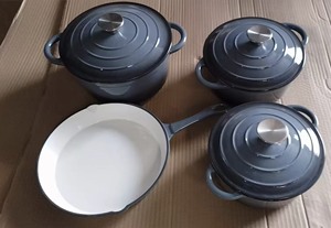 Offre Spéciale Ramadan : Ensemble de 4 Pièces de Batterie de Cuisine en <span class=keywords><strong>Fonte</strong></span> <span class=keywords><strong>Émaillée</strong></span>, Casseroles Antiadhésives de Fabrication Chinoise pour la Maison et les Fêtes Familiales - Product Image 6