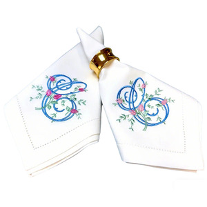 <span class=keywords><strong>Serviette</strong></span> <span class=keywords><strong>de</strong></span> <span class=keywords><strong>table</strong></span> personnalisée brodée <span class=keywords><strong>avec</strong></span> monogramme pour mariage, accessoire <span class=keywords><strong>de</strong></span> <span class=keywords><strong>table</strong></span> carré en tissu <span class=keywords><strong>avec</strong></span> initiales brodées - Product Image 1
