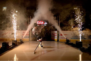 Atacado Titanium Machine 1 Bag Cold Spark Powder com Fresnel Lights para Casamentos - Product Image 4