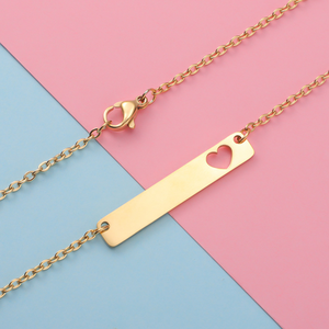 Bijouterie personnalisée Vente en gros Personnalisé gravé au laser Coeur Logo Nom plaqué or <span class=keywords><strong>Collier</strong></span> pendentif barre - Product Image 4