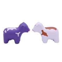 Logo personnalisé imprimé PU mousse lait vache forme balle anti-stress animaux jouets anti-stress pour la promotion