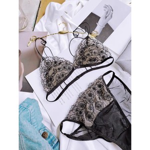 French-style sexy and alluring thin-strapped lace backless bra set for girls with small breasts. Wire-free, ultra-thin triangle - Product Image 1