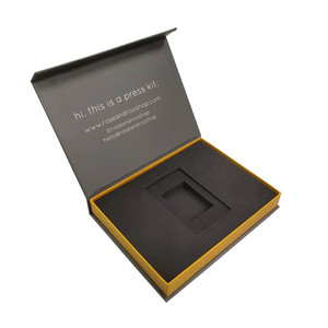 Boîtes en papier gaufré recyclé pour cartes à jouer, sur mesure et en gros, avec fente pour cartes de crédit VIP et cartes de visite - Product Image 3