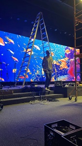 Mur vidéo LED P3.91 4K 500x1000/500x500mm étanche pour extérieur, installation rapide, idéal pour les tournées, festivals et événements en direct - Product Image 6