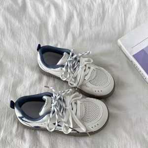 Zapatos de hombre transpirables de nuevo estilo para verano - Zapatillas de lona de caña baja estilo coreano a la moda - Product Image 2