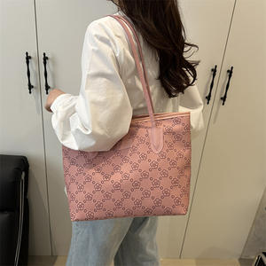 Venta al por mayor de estilo coreano de moda en relieve bolso de mano para las mujeres impresas personalizadas de gran capacidad bandolera de hombro - Product Image 4