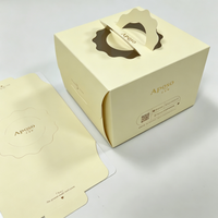 Boîte cadeau en carton rigide écologique et recyclable de qualité supérieure avec estampage à chaud doré et lamination mate, poignée, adaptée aux aliments, personnalisable