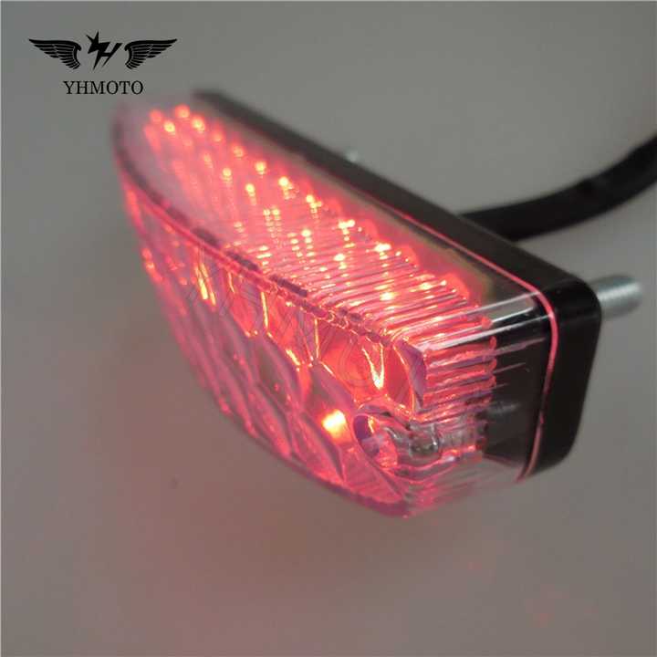 Faro Posteriore LED Rosso Per Moto Con Portatarga - Omologato E, Luce Stop E Posizione, 12V, Nero