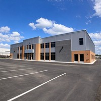 Bâtiment en acier préfabriqué sur mesure, structure en acier, atelier industriel multifonctionnel, magasin