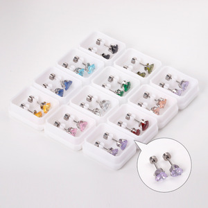 Boucles d'oreilles en forme de cœur plaquées or avec incrustation de cristaux pour femmes, bijoux à la mode, cadeau - Product Image 3