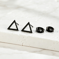 Boucles d'oreilles triangulaires simples en acier inoxydable pour femmes et hommes, bijoux HipHop, clous d'oreilles géométriques à la mode, accessoires de bijoux, cadeaux punk