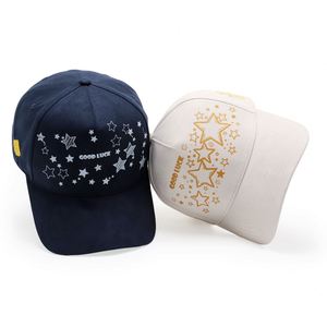 Casquettes de baseball en daim personnalisées à 5 panneaux avec logo imprimé sur le devant et broderie latérale, haute qualité - Product Image 6