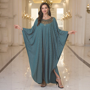 Nuevo Vestido de <span class=keywords><strong>playa</strong></span> suelto con estampado en caliente de poliéster, ropa de protección solar para mujer, bata de gran tamaño para vacaciones, cubierta de Bikini - Product Image 3