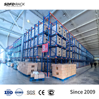 Solution de stockage en rack à entrée directe à 5 niveaux pour entrepôts, permettant l'accès au chariot élévateur aux palettes en vrac, options FIFO/LIFO