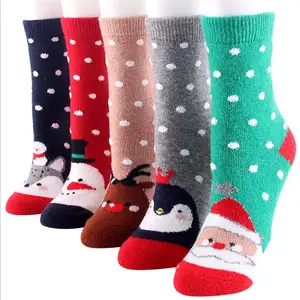 ต่ำ Moq คุณภาพดีออกแบบใหม่ Santa Claus Deer Fox ผู้หญิงผ้าฝ้ายผ้าขนสัตว์ถุงเท้าคริสต์มาส