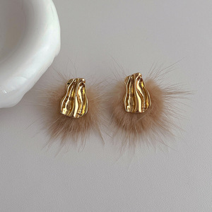 2024 nuovissimo Design invernale dolce Pom Pom Pom <span class=keywords><strong>orecchini</strong></span> invernali per le ragazze delle donne - Product Image 4