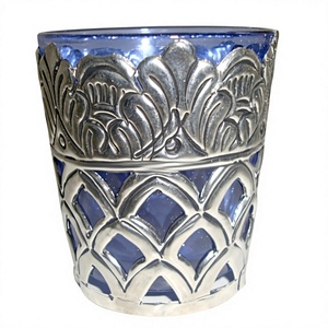 Décoratif en laiton clair et verre votif pour la décoration de la maison - Product Image 1