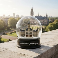 Globe à neige personnalisé en résine Pays-Bas Paix de La Haye pour souvenirs de voyage, objets commémoratifs et articles de collection