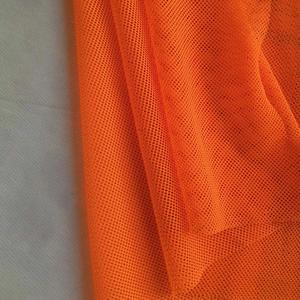 Tela de malla hexagonal transpirable 100% poliéster de 160 g/m² con tejido de urdimbre para forro, hilo 75D para tapicería de coches, teñido para niños y niñas - Product Image 5