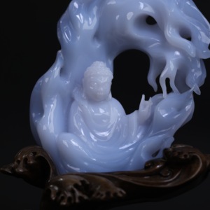 Œuvre d'art bouddhiste sculptée à la main en calcédoine bleue - Artisanat exquis - Product Image 4