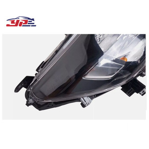 Головка переднего бампера для <span class=keywords><strong>Toyota</strong></span> <span class=keywords><strong>Hilux</strong></span> 2021 - Product Image 4
